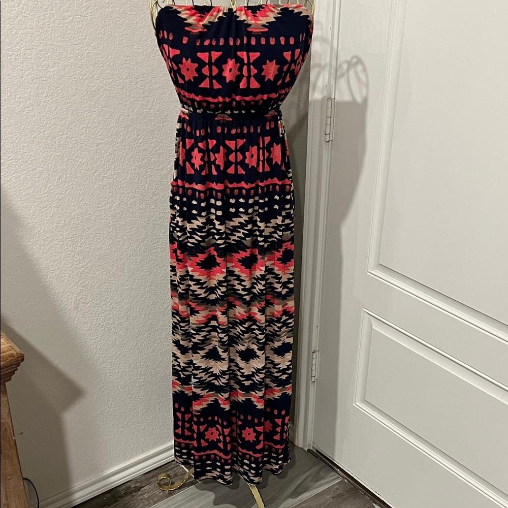 Trixxi Strapless Maxi Dress - Black and Red Pattern